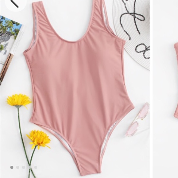 Other - 🎉 pick NWOT blush pink swimsuit w/removable cups